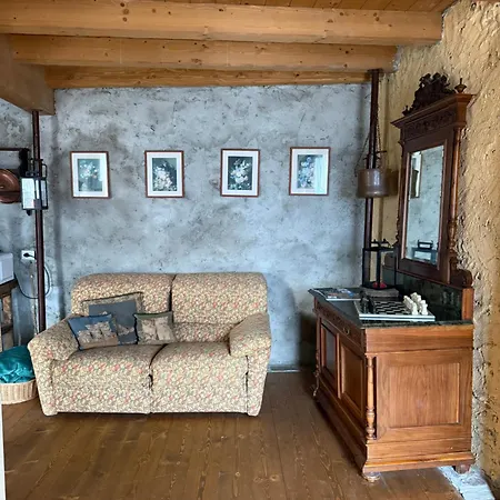 Casa Di Sasso 贝拉诺