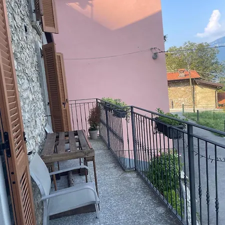 Casa Di Sasso Bellano